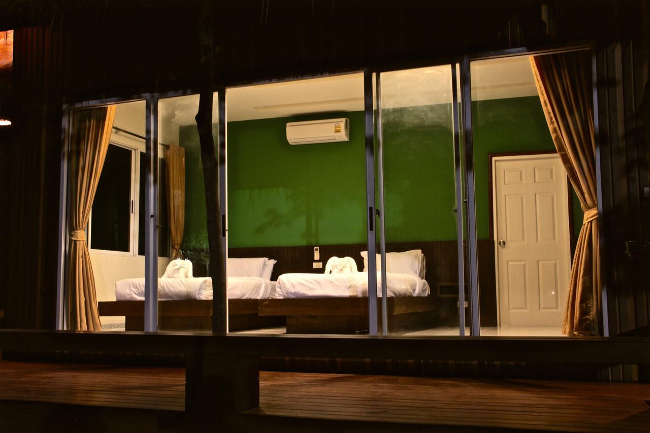 Hotel Singha Rubber Tree à Ban Huai Maenam Noi Extérieur photo
