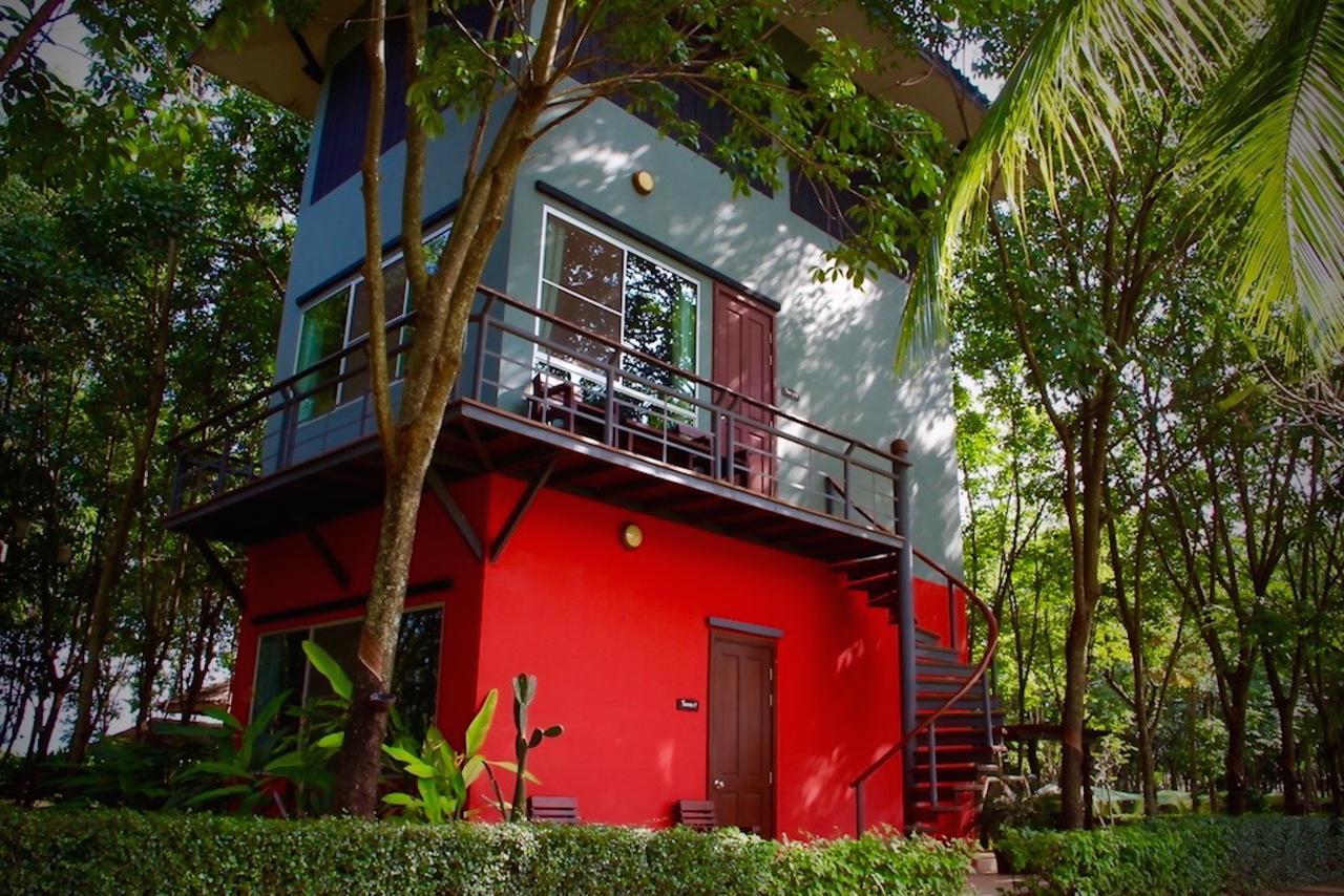 Hotel Singha Rubber Tree à Ban Huai Maenam Noi Extérieur photo
