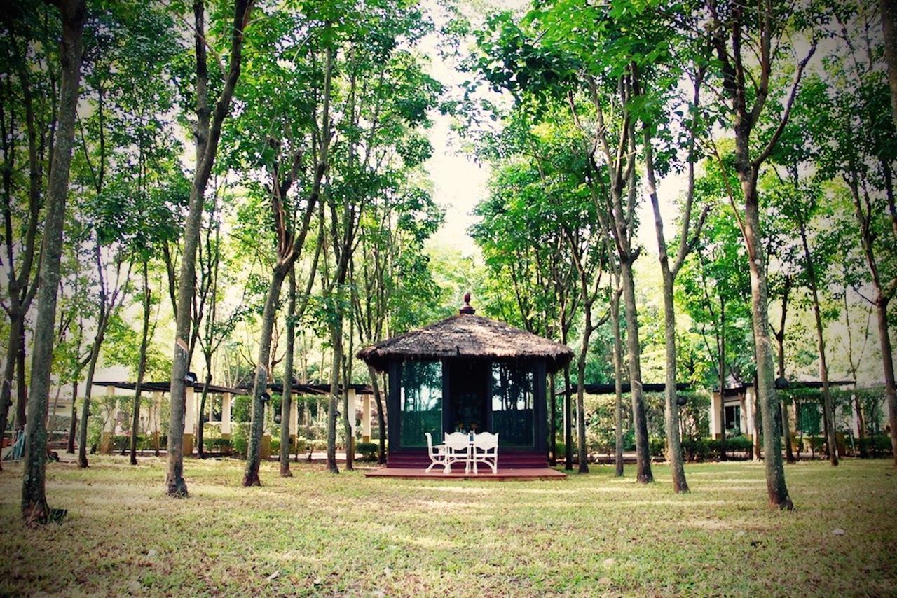 Hotel Singha Rubber Tree à Ban Huai Maenam Noi Extérieur photo
