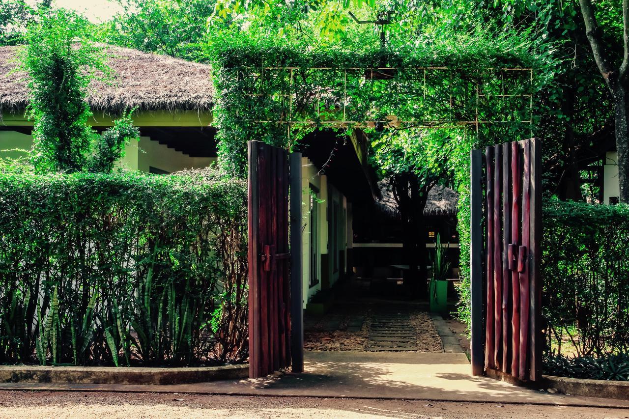 Hotel Singha Rubber Tree à Ban Huai Maenam Noi Extérieur photo