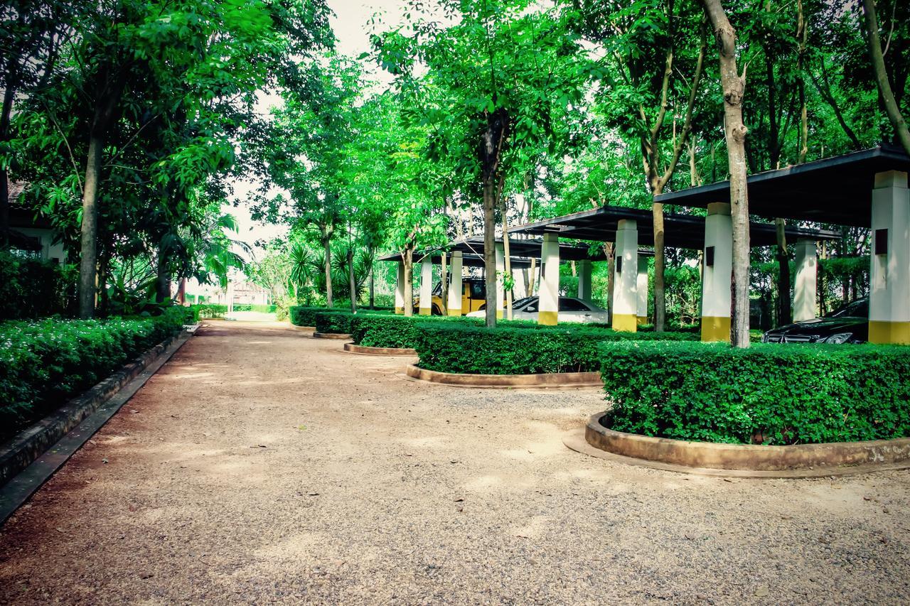 Hotel Singha Rubber Tree à Ban Huai Maenam Noi Extérieur photo