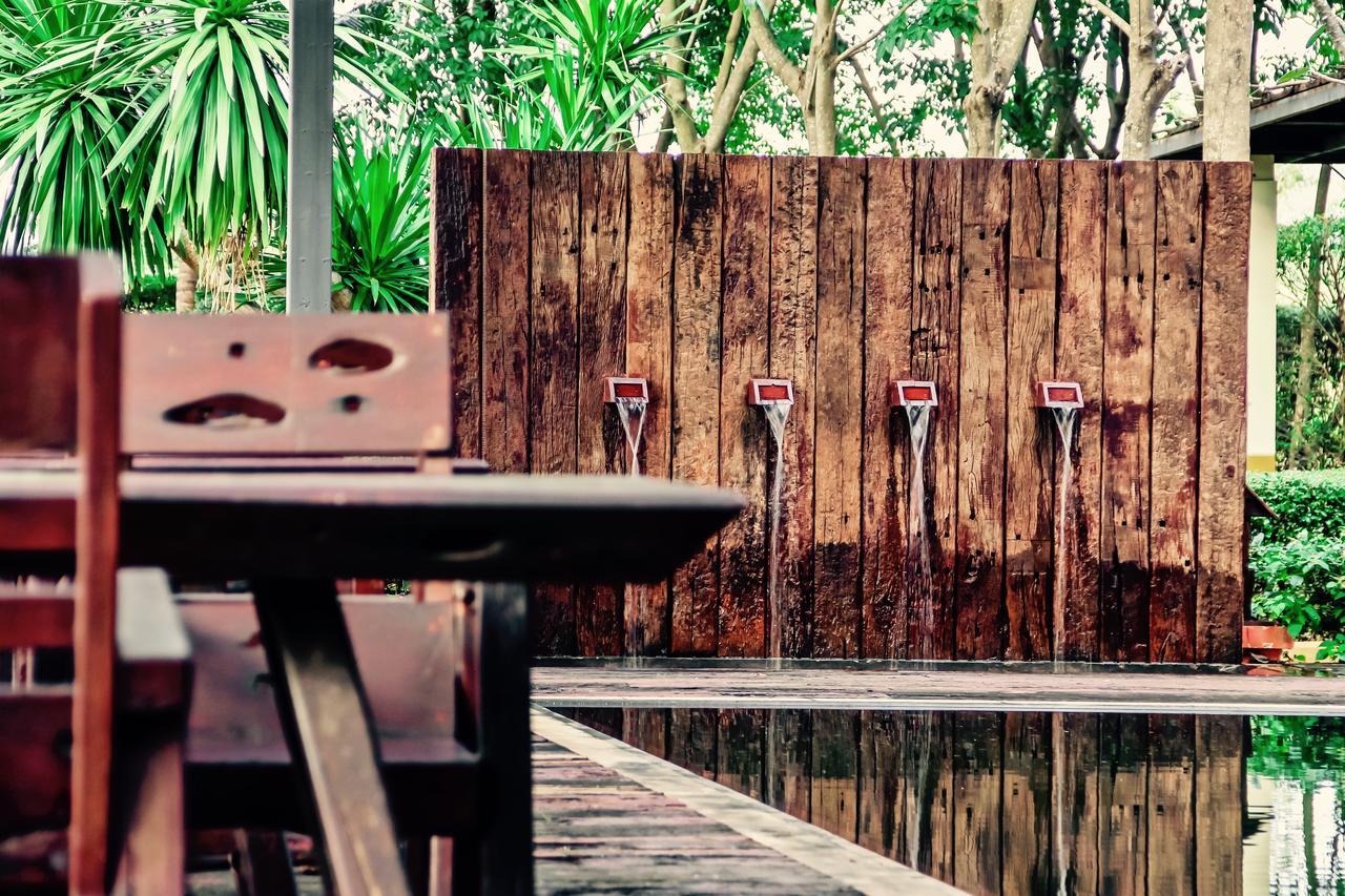 Hotel Singha Rubber Tree à Ban Huai Maenam Noi Extérieur photo